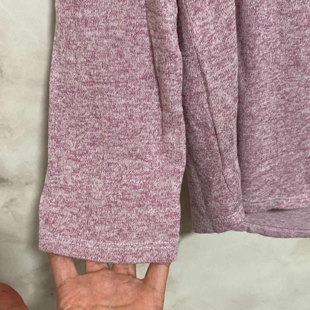 Gibson Ruffled Edge Raglan Pullover Top - Picture 4 of 12